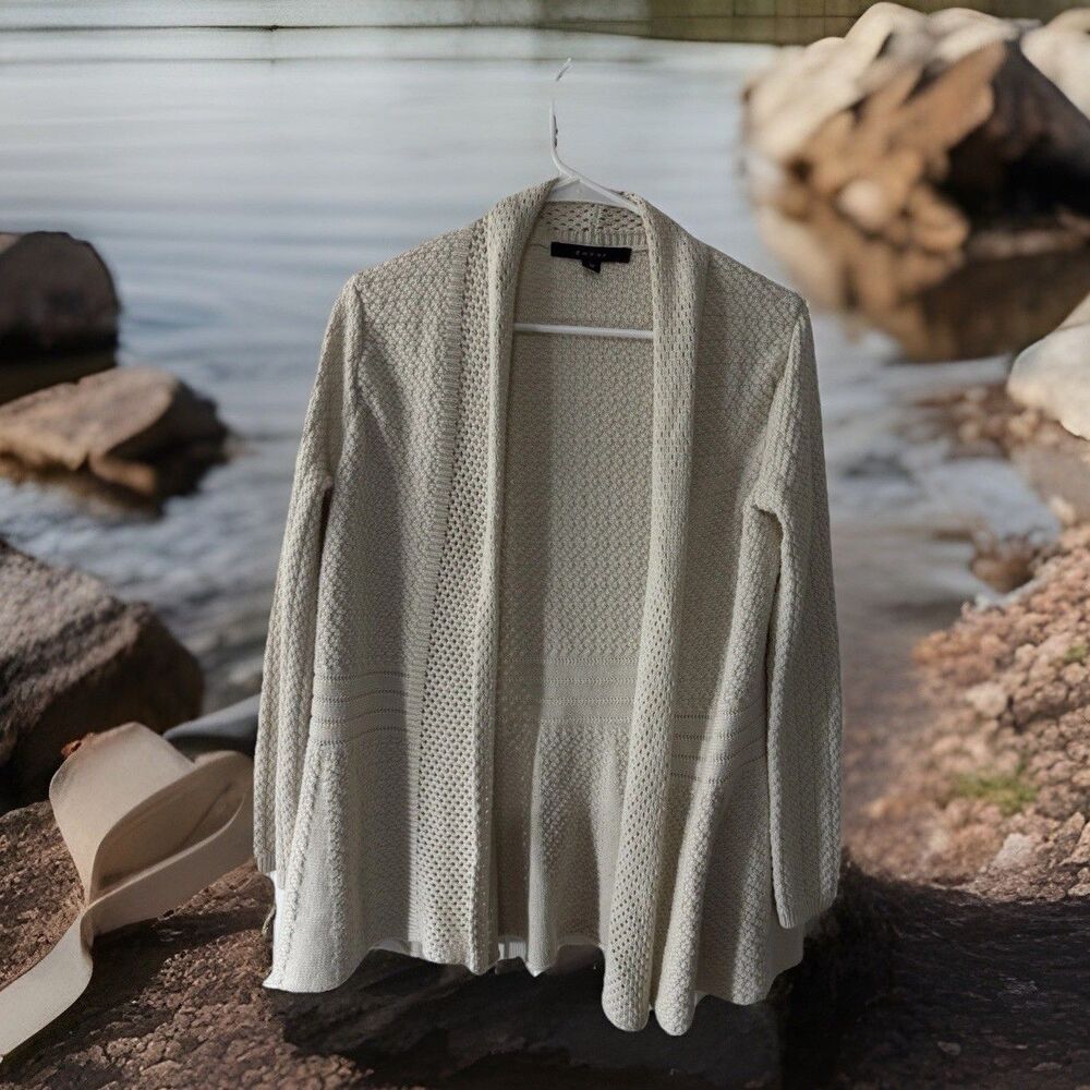 Retro Fever Tan Women’s Ruffle Cardigan Sweater M Hispper Grunge Chinky Crochet